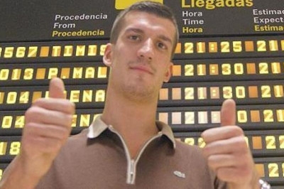 Ολυμπιακός: Χρόνια πολλά και συγχαρητήρια και από Κέσελ!