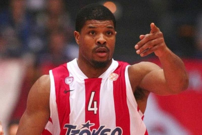 Χάινς: «Πλέον, η πίεση είναι σε εμάς»