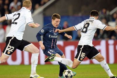 Λίβερπουλ: Κάνει ψώνια για… σεντόνι