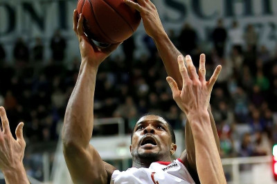 Χάινς: «Η άμυνα είναι το κλειδί»