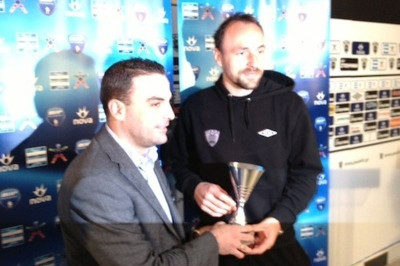 Σίλντενφελντ: «Όπλο μας η Τούμπα»