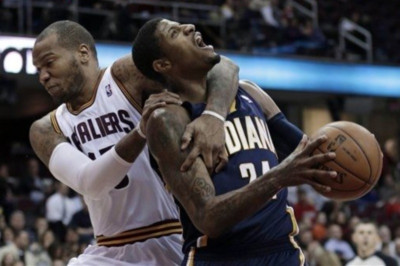 Ιντιάνα Πέισερς: Ξεπέρασαν και… κεφαλοκλείδωμα στο Οχάιο (video)