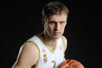 Ρεάλ Μαδρίτης: Τέλος η σεζόν για Πότσιους