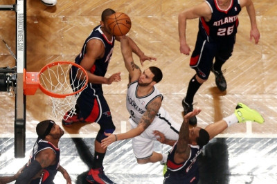 Ντάλας Μάβερικς: Αποδοκιμασίες σε… Ντερόν