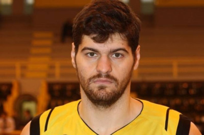 Περιστέρι: Συμφωνία με Γαλιώτο