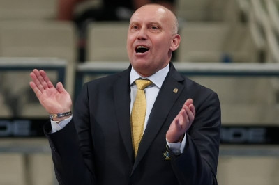 Κουρτινάιτις: «Μάχη μέχρι τέλους με Ολυμπιακό»