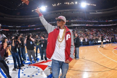 Φιλαδέλφεια 76ερς: Ποιος Χολιντέι; Ήρθε ο Άιβερσον (videos)