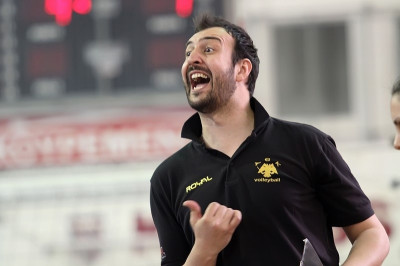 Οικονόμου: «Φαβορί η ΑΕΚ»