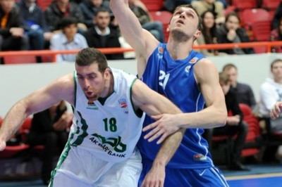 Ούνιξ Καζάν: Από τους καλύτερους, Καϊμακόγλου και Βουγιούκας