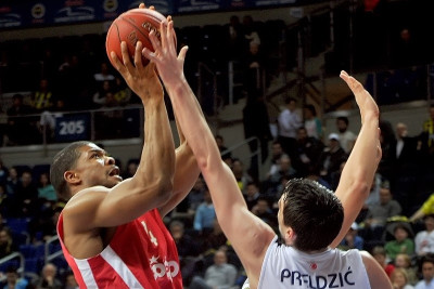 Ολυμπιακός: Τα τρομερά μπλοκ του Χάινς (video)