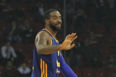 Ρίβερς: «Φαβορί ο Ολυμπιακός»