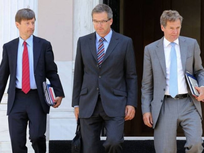 Η τρόικα θα σαρώσει τα πάντα με έναν ακόμα εκβιασμό