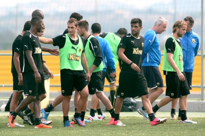 ΑΕΚ: Μικροπροβλήματα με Τσουμάγκα, Αραμπατζή