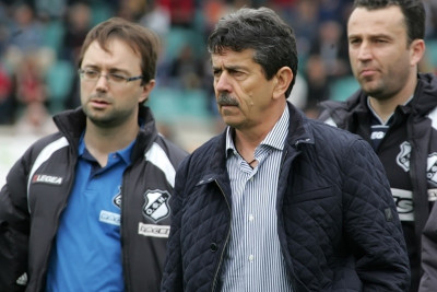 Πετράκης: «Στα χέρια μας η σωτηρία»