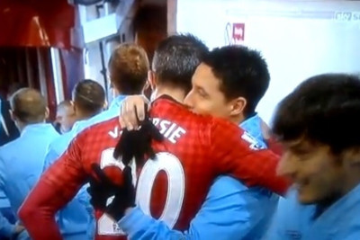 Γιουνάιτεντ – Σίτι: Στιγμές… αγάπης! (video)