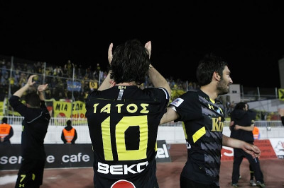 Super League: Τάτος και Ροτζέριο τα βραβεία