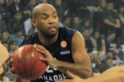 Λούκας: «Εξαιρετική άμυνα ο Ολυμπιακός»