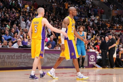 Λος Άντζελες Λέικερς: Το πήρε… πάνω του ο Κόμπι (video)