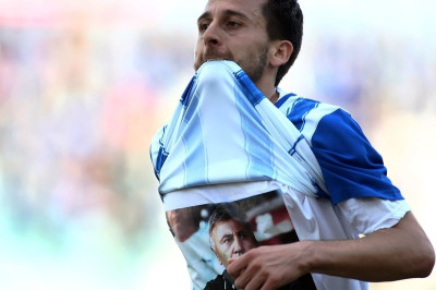 Η αφιέρωση του Τάντιτς στον Θεοδωρίδη