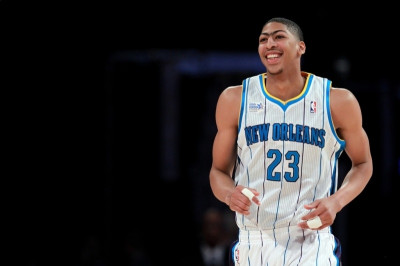 Νιου Ορλίνς Χόρνετς: «Προστασία» του Ντέιβις