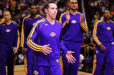 Λος Άντζελες Λέικερς: Πονά ακόμα ο Νας