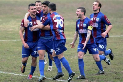 Νίκη ανόδου για Τύρναβο