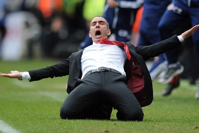 Ντι Κάνιο, Μουρίνιο και Ντρογκμπά στα… γόνατα! (photos+videos)