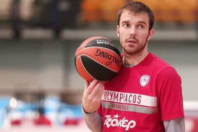 Ολυμπιακός: Όταν ο Γκετσεβίτσιους νικούσε μόνος του την Εφές