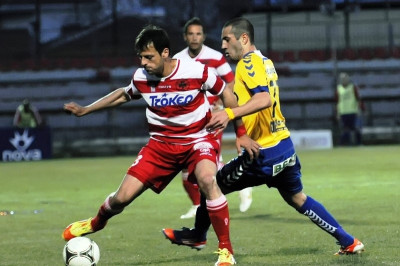 Βέροια: Εκτός Γεωργιάδης, Πέρεθ