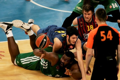 Αμπρίνες: «Θα νικήσουμε τον Παναθηναϊκό, αν…»