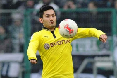 Ντόρτμουντ: Πιστός ο Γκουντόγκαν