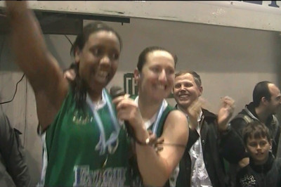 Παναθηναϊκός: Ντέλβα, Καλέντζου τραγουδούν συνθήματα (video)