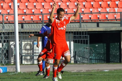 Γκουγκουλιάς: «Θέλω την άνοδο με τον Πανσερραϊκό»