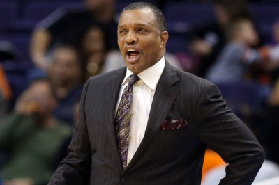 Σάρλοτ Μπόμπκατς: Υποψήφιος κόουτς ο Τζέντρι