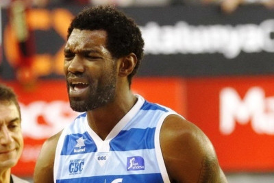 Ολυμπιακός: Τα συγχαρητήρια του Γουντς