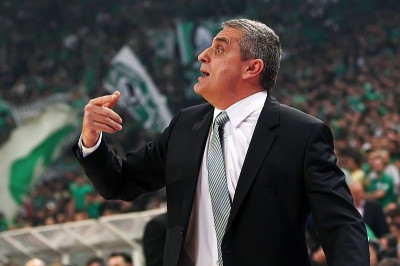 Πεδουλάκης: «Όλα για το πρωτάθλημα…»