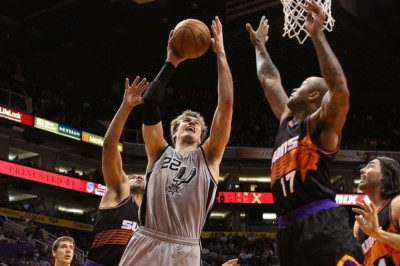 Σαν Αντόνιο Σπερς: Αβέβαιος ο Σπλίτερ για δεύτερο γύρο