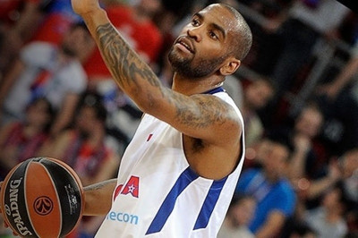 Τζάκσον: «Σπουδαίος αντίπαλος ο Ολυμπιακός»