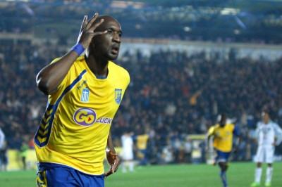 Εντζεγκουέλε: «Μου λείπει ο κόσμος του Παναιτωλικού»