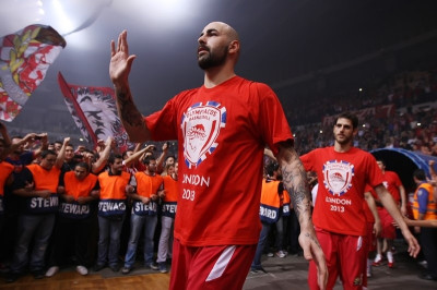 Άντιτς: «Πεθαίνουμε ο ένας για τον άλλον» (video)