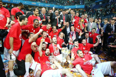 Οι ευχές της ΕΟΚ στον Ολυμπιακό