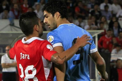 ΦΙΦΑ: Δεν τιμωρεί τον Σουάρες