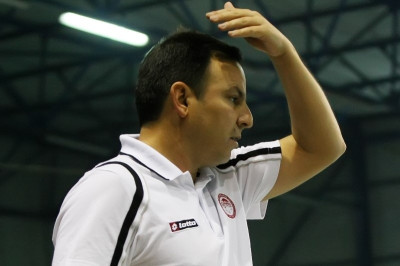 Βλάχος: «Δεν είναι αυτός ο Ολυμπιακός»