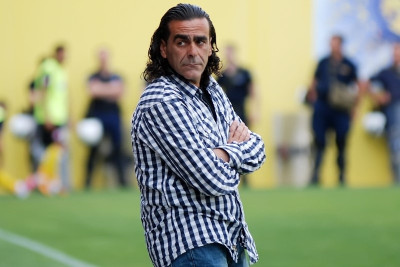 Λαμπράκης: «Ήταν πέναλτι στον Βερπακόφσκις»