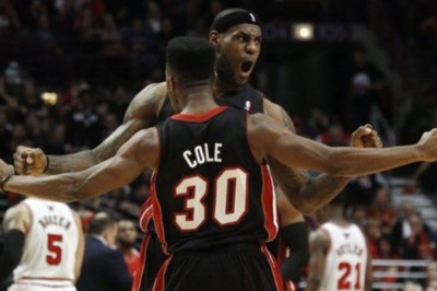 Μαϊάμι Χιτ: «Καθάρισαν» μέσα στο Σικάγο (videos)