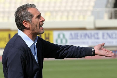 Γκόγκιτς: «Να παραδειγματιστούν από το μπάσκετ»