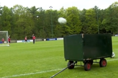 Αϊντχόφεν: Ο φαν Μπόμελ σκοράρει και σε… καρότσα! (video)