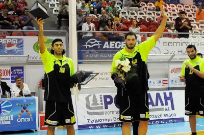 Κολοσσός Ρόδου: Βράβευσε δύο πρώην (photos)