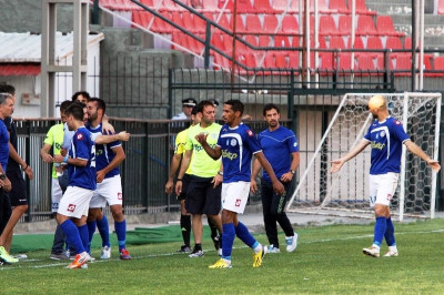 Εύκολο απόγευμα για Καλλονή
