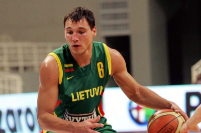 Λιθουανία: «Μέσα» Ματσιούλις, Γκετσεβίτσιους για την προετοιμαασία
